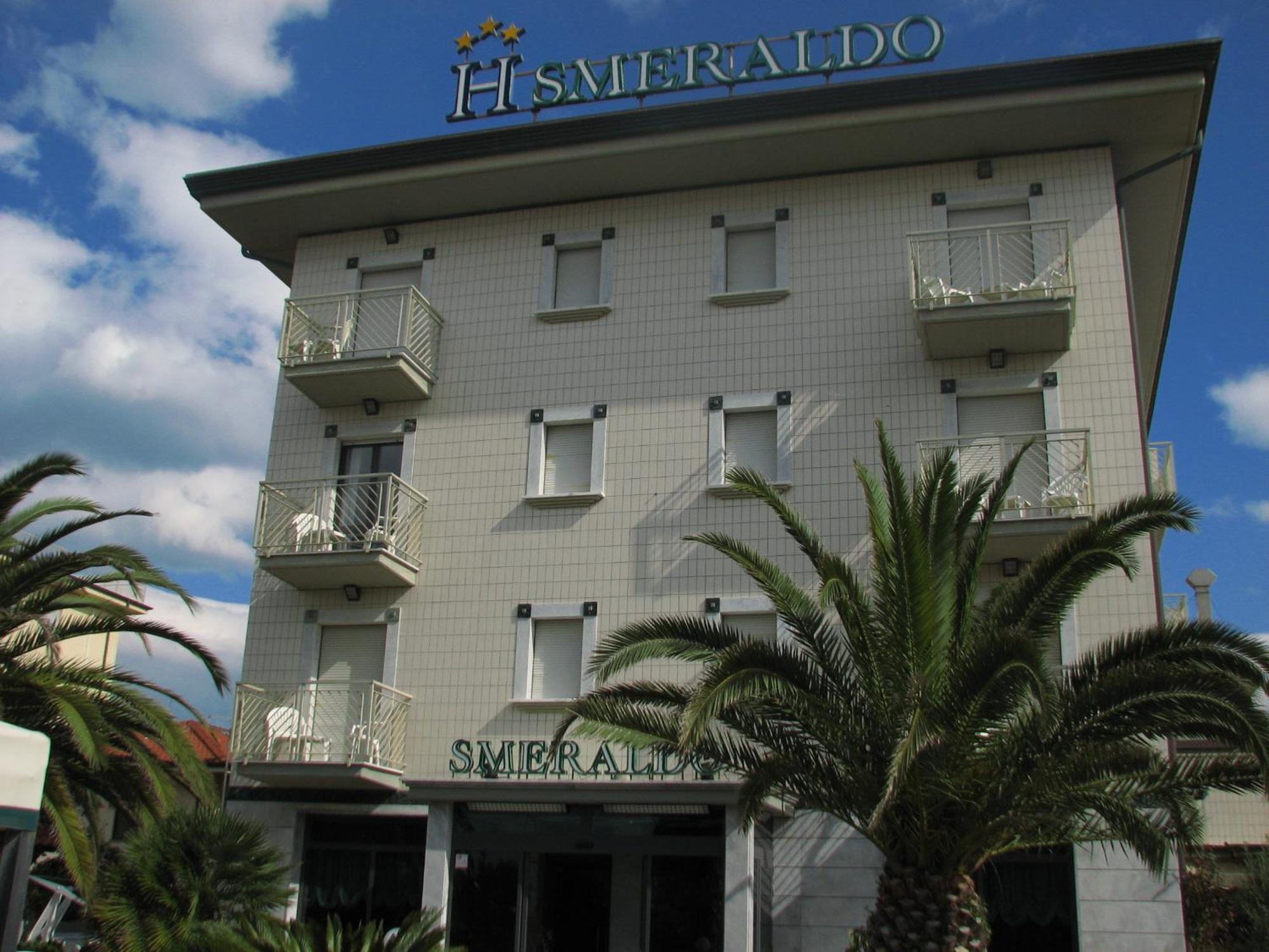 Hotel Smeraldo リド・ディ・カマイオーレ エクステリア 写真