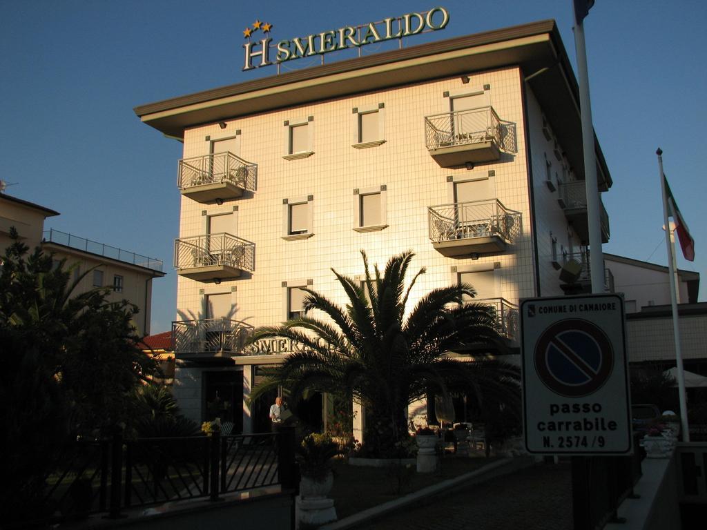 Hotel Smeraldo リド・ディ・カマイオーレ エクステリア 写真